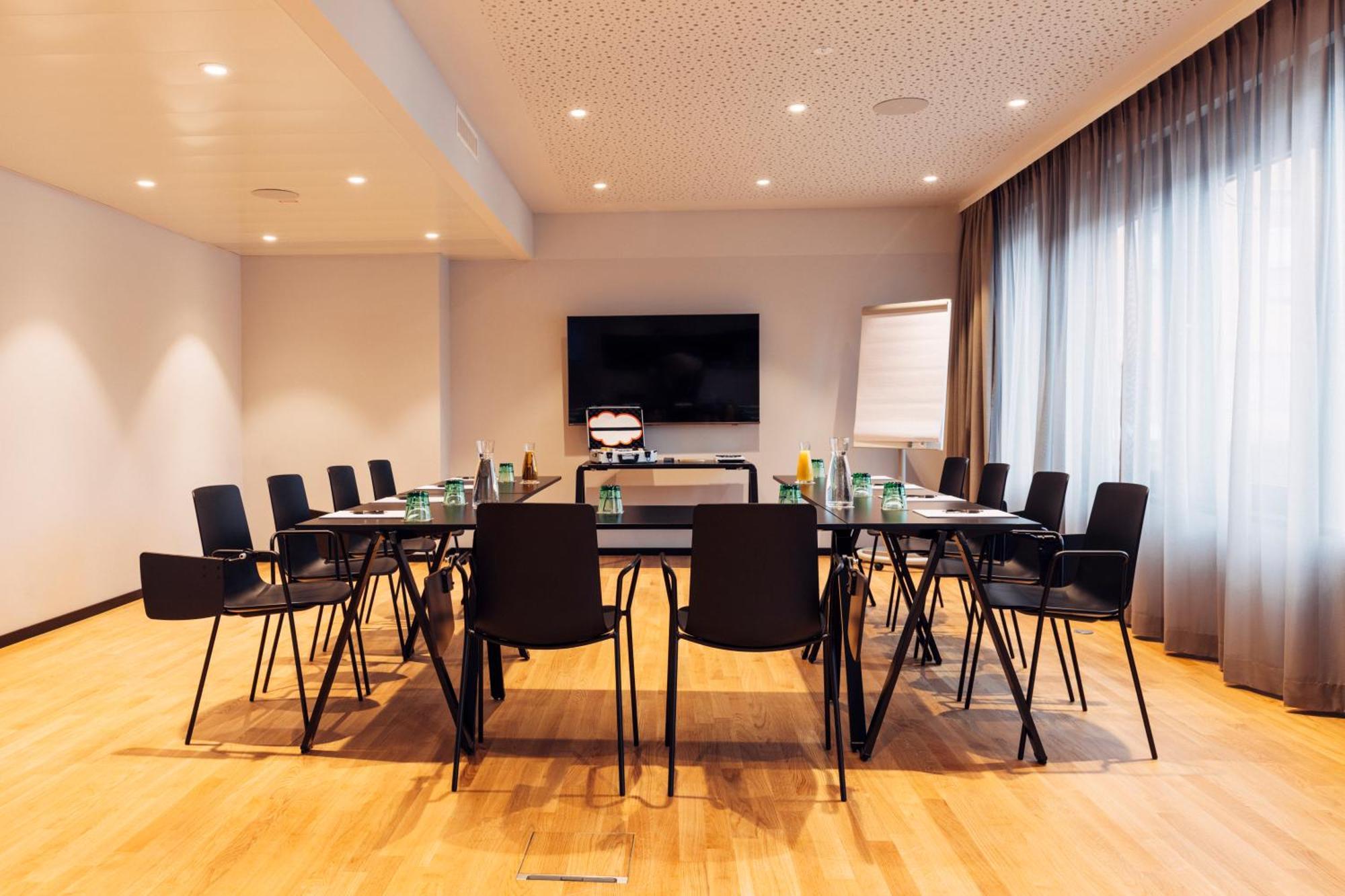 Harry'S Home Villach Hotel & Apartments Exterior photo