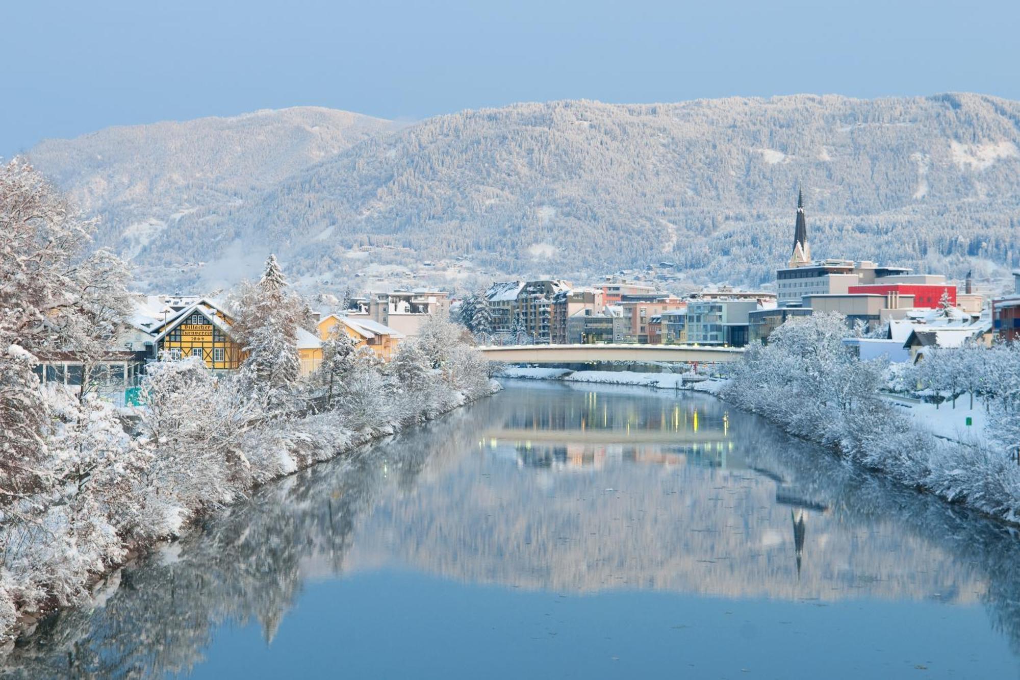 Harry'S Home Villach Hotel & Apartments Exterior photo